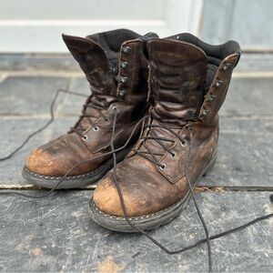 Red Wing 1411, Size 10.5 D, EH, Supersole, Waterproof, Thinsulate, 8” Boots
